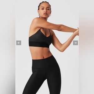 Alo Yoga Lavish Bra Small